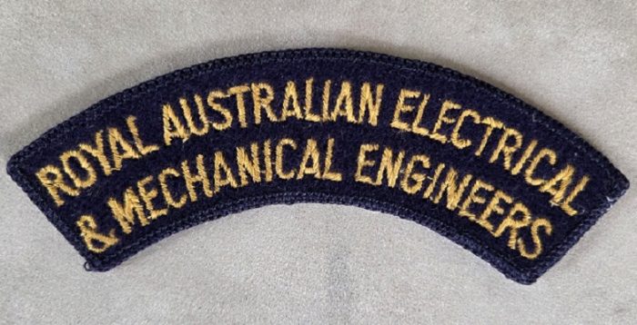 Battledress Flash - Royal Australian Electrical & Mechanical Engineers