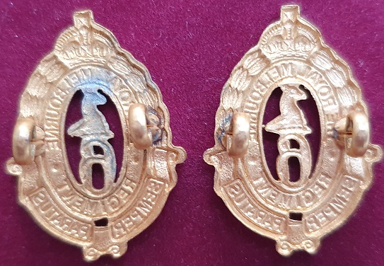 6th Battalion (The Royal Melbourne Regiment) – Brass collar badge pair ...