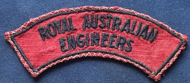Battledress Flash - ROYAL AUSTRALIAN ENGINEERS (Bordered)