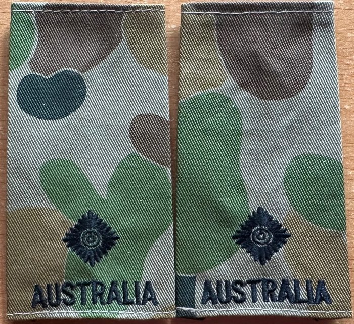 Rank - 2nd Lieutenant - DPCU with AUSTRALIA title