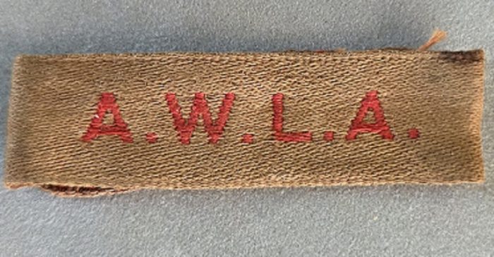 Australian Women's Land Army - World War 2 Epaulette Slide