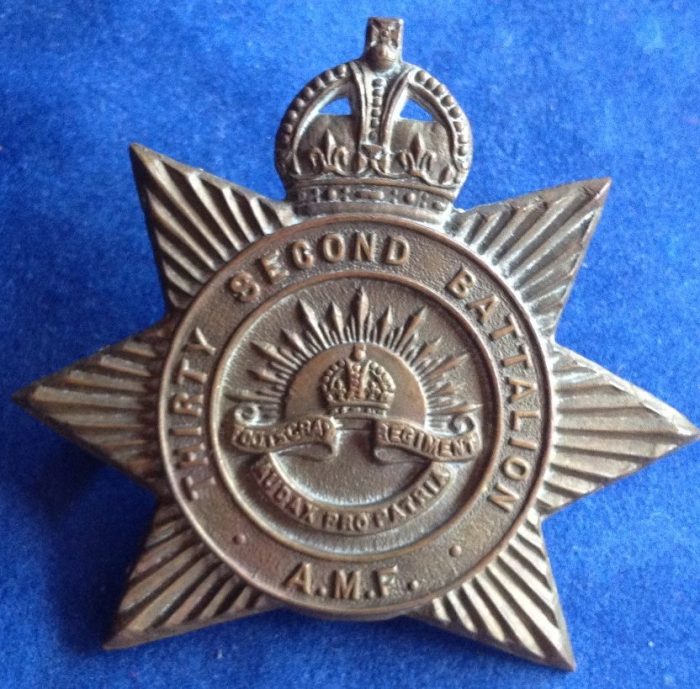 32nd Battalion (The Footscray Regiment) - Brass Hat Badge - 1930 to 1942