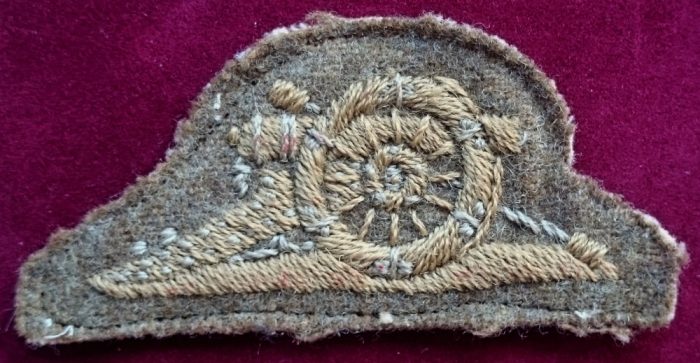 RAA - Artillery Qualification Patch - Khaki (Battledress)