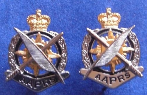 Australian Army Public Relations Service - Opposing Collar Badge Pair - Image 2
