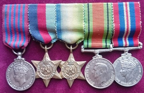 Set of 5 Miniature Medals - George Medal GV/39-45 Star/Atlantic Star/Defence Medal & War Medal 39-45 - Image 2