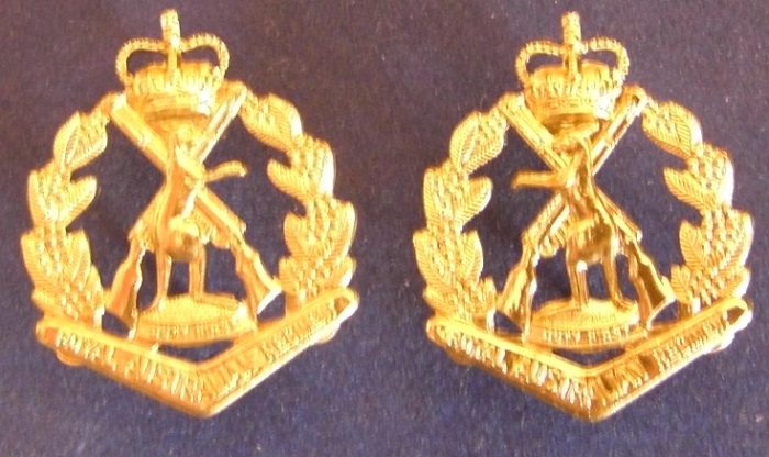 Royal Australian Regiment - Opposing Collar Badge Pair (Anodised) - Image 2